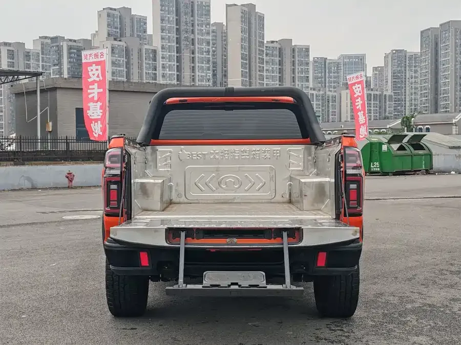 Great Wall gun 2023 2.0T off-road automatic diesel four-wheel drive Everest version 2023 — миниатюра 3