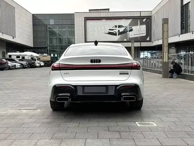 Audi A5L Sportback 2026 TFSI 150kW Luxury Edition 2026 — миниатюра 5