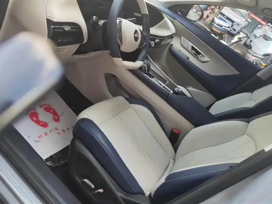 Dongfeng Haoji Haoji 2022 Mach Dual Engine 1.5T MHD Dare to Dream Edition 2022 — миниатюра 3