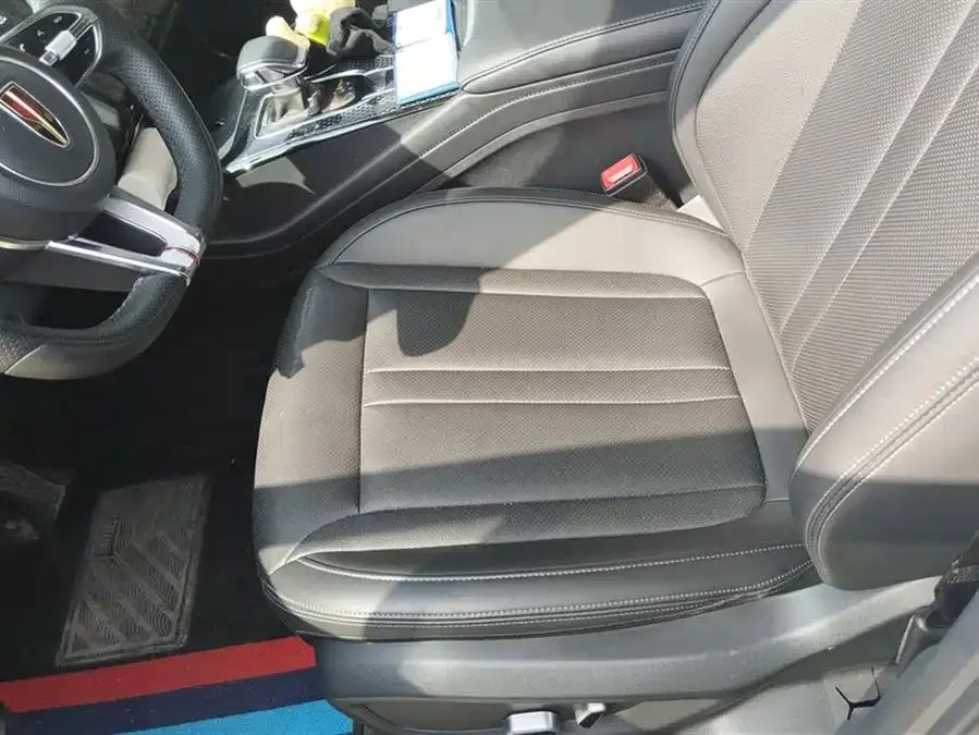 Hongqi HS3 Hongqi HS3 2023 2.0T 2WD available 2023 — миниатюра 3