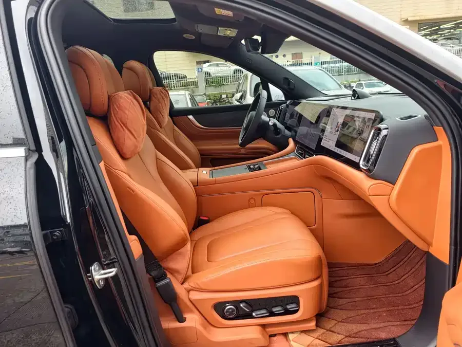 AITO M9 M9 2024 Extended Range Ultra Edition 52kWh 6-seater Edition 2024 — миниатюра 4