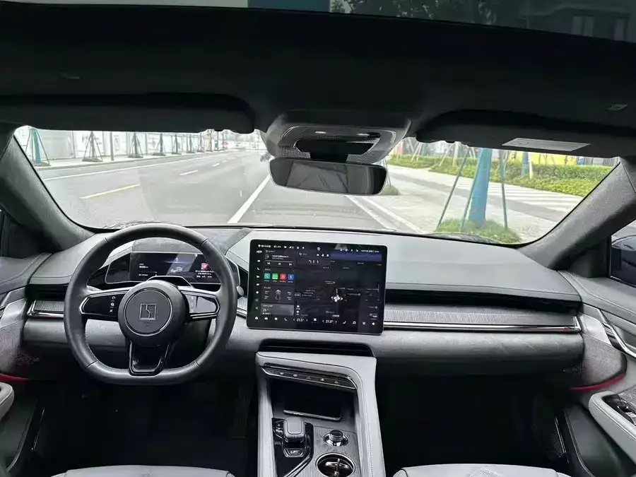Zeekr 001 Zeekr 001 2023 WE version 100kWh 2023 — миниатюра 2