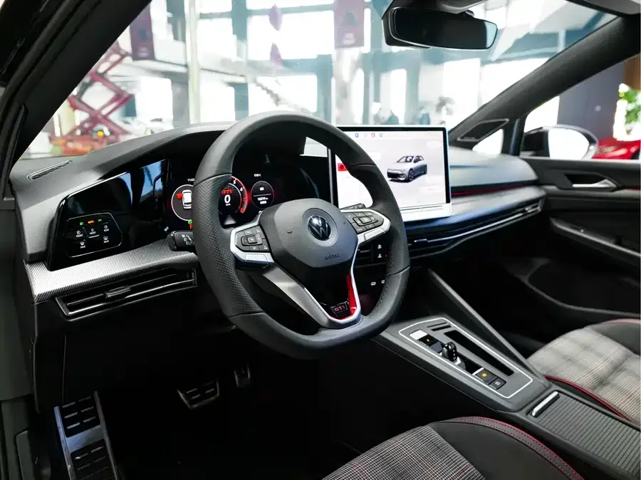 Volkswagen GOLF GTI Golf GTI 2025 380TSI DSG GTI 2025 — миниатюра 3