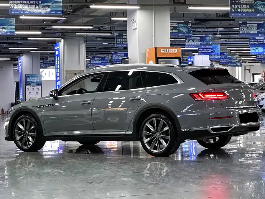 Volkswagen FAW- CC FAW-Volkswagen CC 2024 Shooting Brake 380TSI Hunting Heart Edition 2024 — миниатюра 2