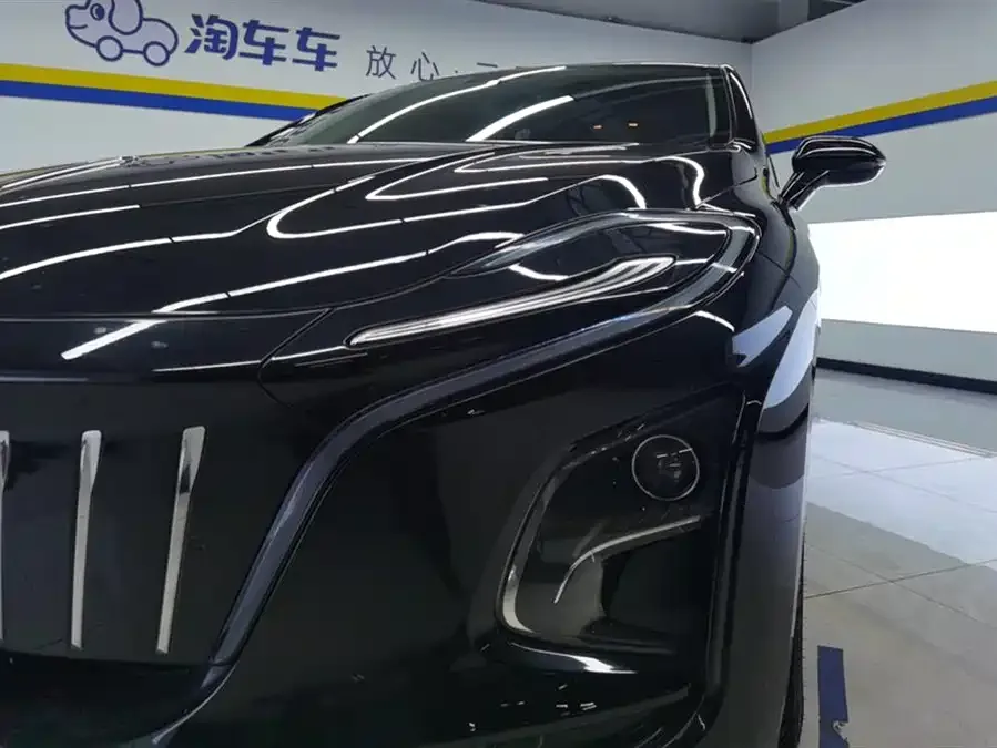Hongqi E-QM5 Hongqi E-QM5 2023 facelift basic travel version 2023 — миниатюра 2