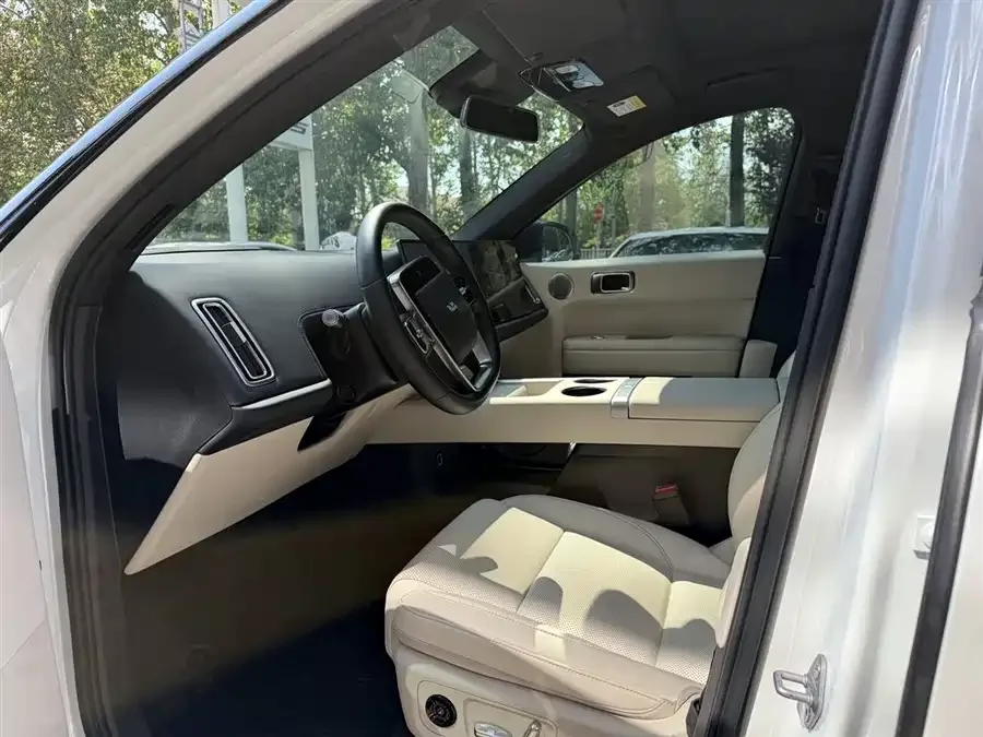 Li Xiang L6 Ideal L6 2024 Pro 2024 — миниатюра 4