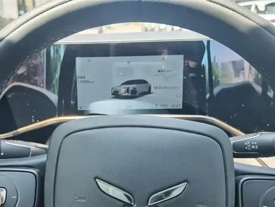 Hongqi EH7 Hongqi EH7 2025 640 4WD Smart Edition 2025 — миниатюра 4