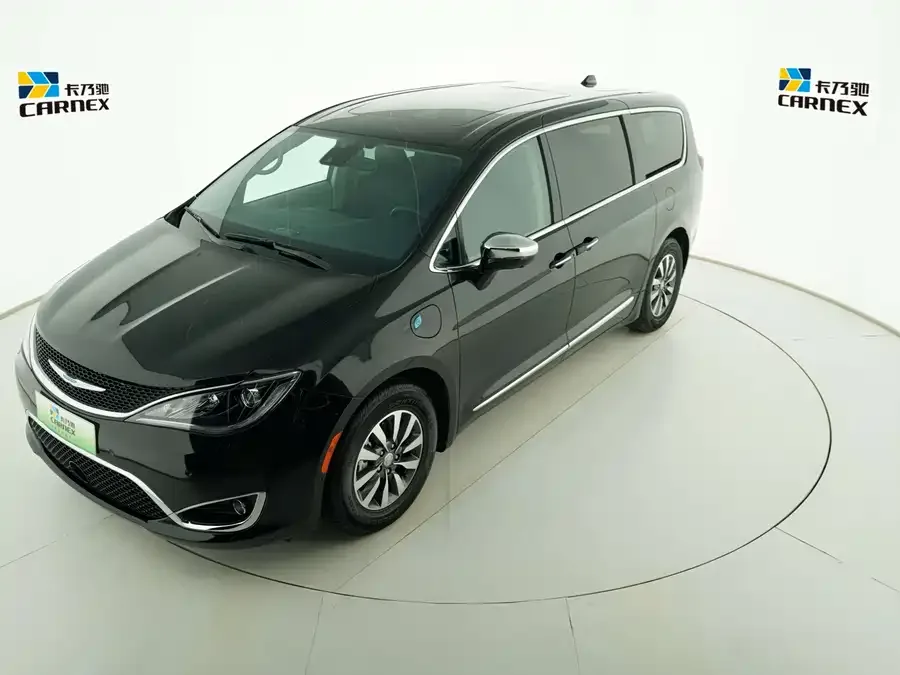 Chrysler Grand Voyager PHEV 2025