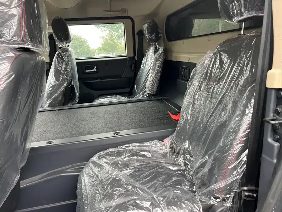 Dongfeng Mengshi M50 Warrior M50 2022 4.0T Manual Reverse 500 Low-Roof Van 2024 — миниатюра 5
