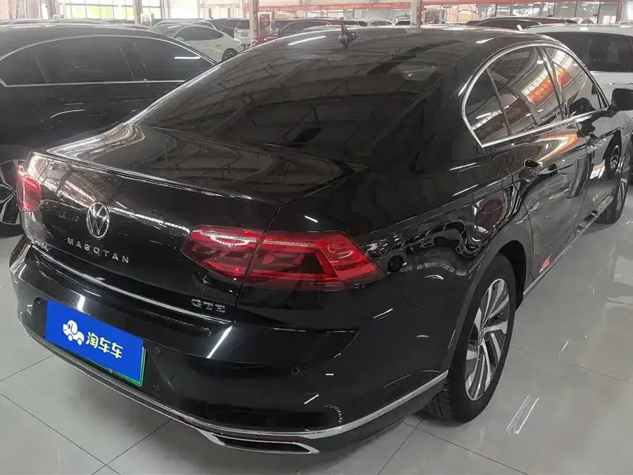 Volkswagen Magotan GTE plug-in hybrid Magotan GTE plug-in hybrid 2022 GTE luxury model 2024 — миниатюра 3