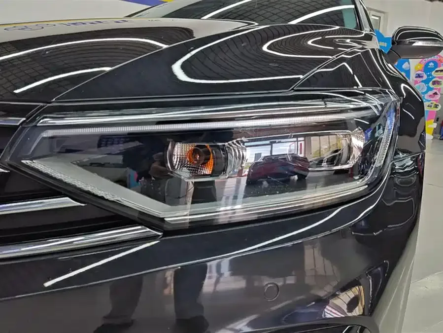 Volkswagen Magotan GTE plug-in hybrid Magotan GTE plug-in hybrid 2022 GTE luxury model 2022 — миниатюра 2