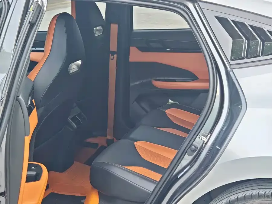 Changan UNI-V Changan UNI-V 2023 2.0T Speed Edition 2023 — миниатюра 2