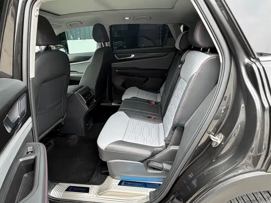 Volkswagen Tiguan X Tiguan X 2022 380TSI Four-Wheel Drive Flagship Edition 2022 — миниатюра 2