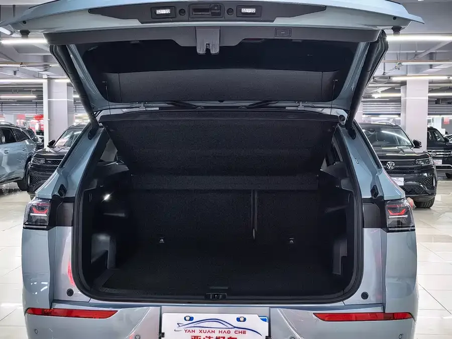 Volkswagen Tavendor 2023 Lanxun 380TSI 4WD R-Line Touring Edition 2023 — миниатюра 4