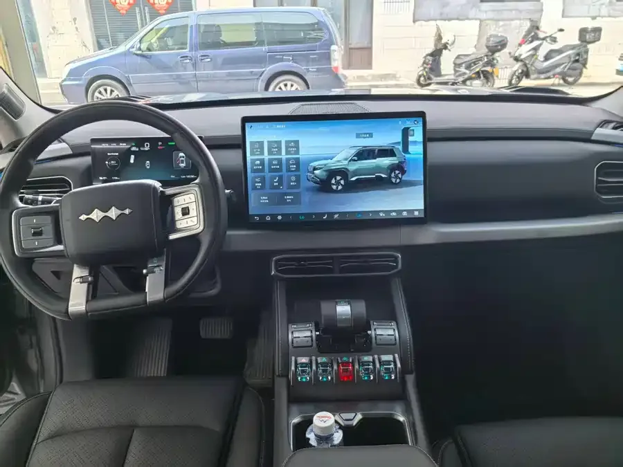 BYD Leopard Titanium 3 Titanium 3 2025 501KM 4WD Ultra Edition 2025 — миниатюра 5