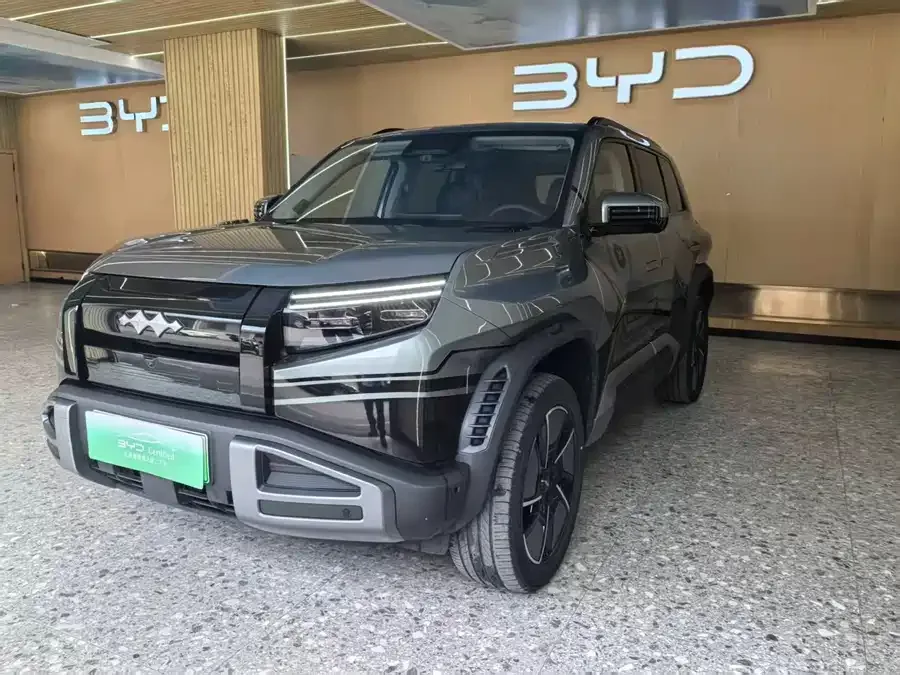 BYD Leopard Titanium 3 Titanium 3 2025 501KM 4WD Ultra Edition 2025 — фото 1, купить с доставкой в Москву