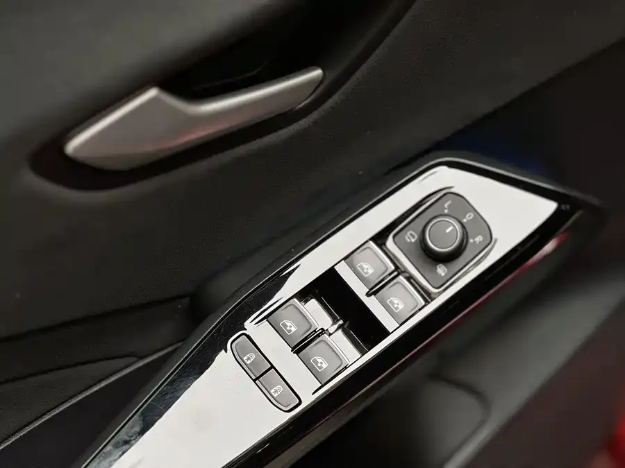 Volkswagen ID.3 Volkswagen ID.3 2026 Smart Edition GTX Kit 2025 — миниатюра 5
