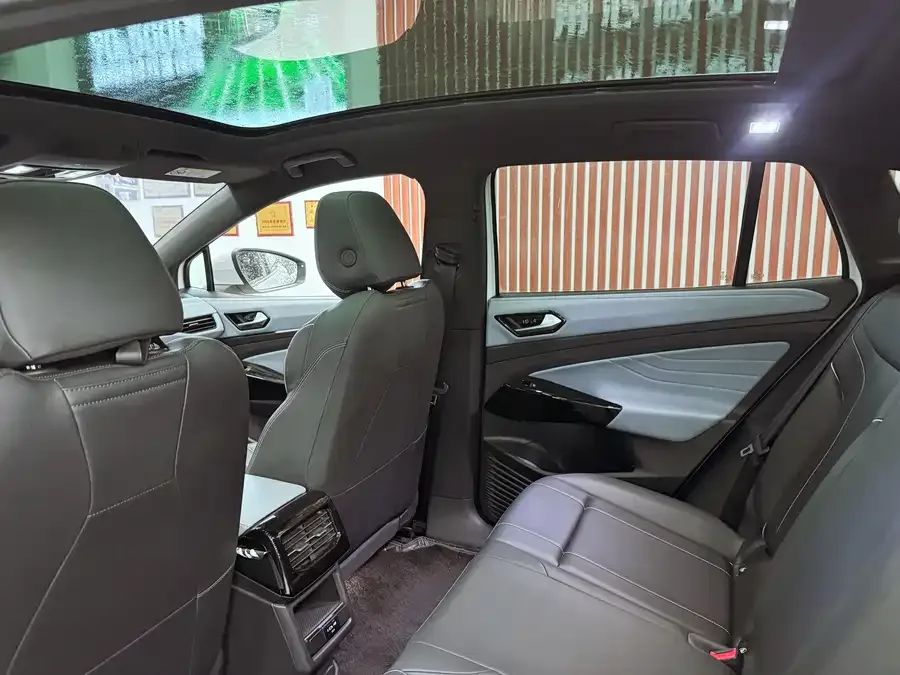 Volkswagen ID.4 X ID.4 X 2023 Pure Intelligent Edition 2024 — миниатюра 3
