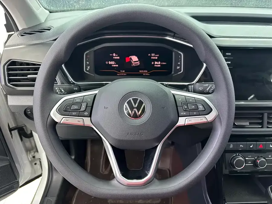 Volkswagen Tacqua Tanying 2021 1.5L Automatic Joy-Link Edition 2023 — миниатюра 4