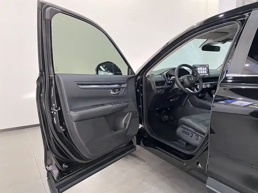 Honda CR-V 2024 240TURBO 2WD Front Edition 5 Seaters 2025 — миниатюра 4