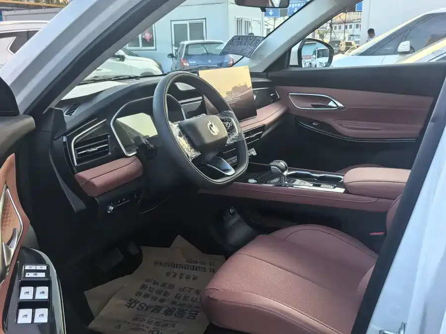 Changan CS75 Changan CS75 2025 PRO 1.5T DCT Enjoyable 7-seater 2026 — миниатюра 3