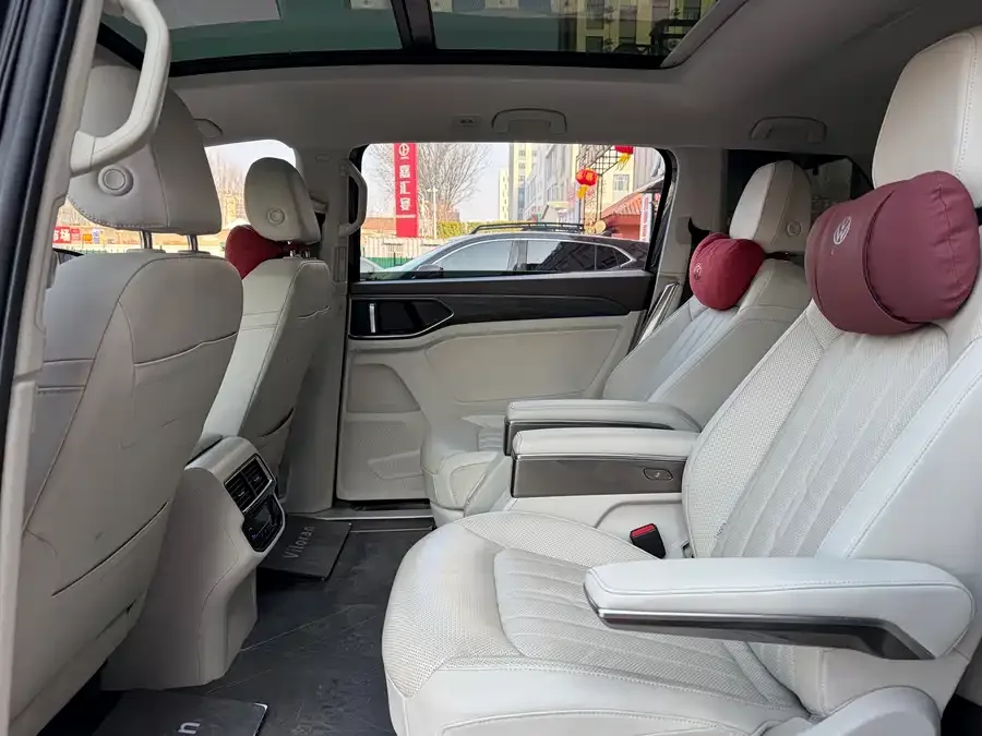 Volkswagen Viloran Weiran 2023 380TSI Zunchi Edition 2023 — миниатюра 3