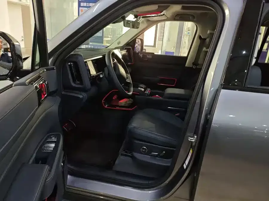 BYD Leopard Leopard 5 Leopard 5 2025 Tianshen Intelligent Driving Ultra Edition 2025 — миниатюра 2
