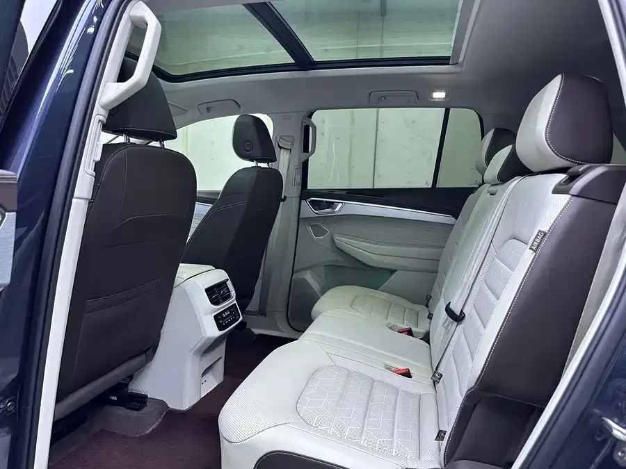Volkswagen Talagon 2022 Lanjing 380TSI 4WD Luxury Jiajing Edition Pro 6 Seaters 2024 — миниатюра 3