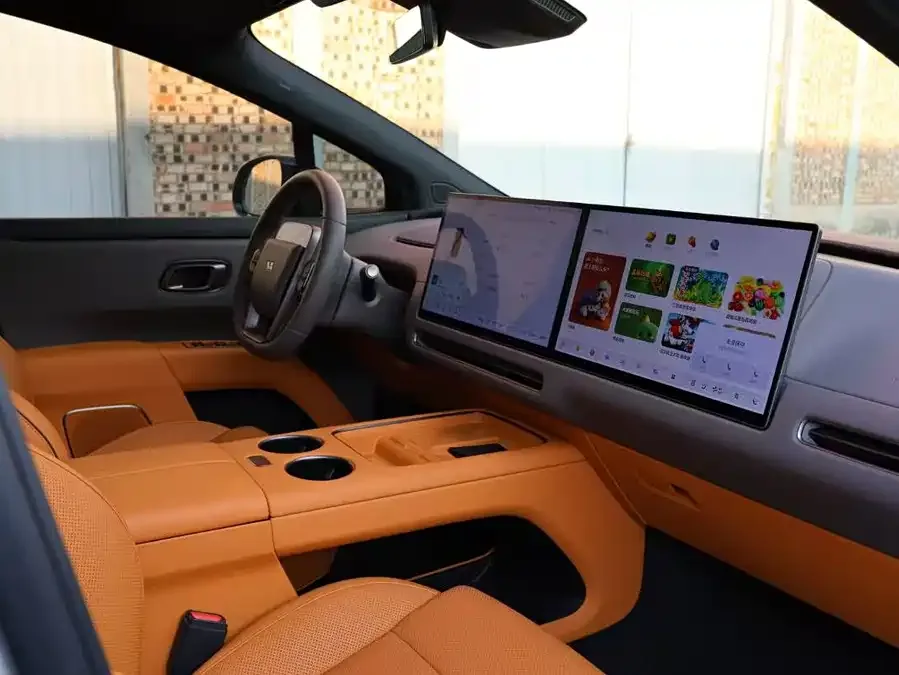 Li Ideal i8 Ideal i8 2025 Standard Edition 2025 — миниатюра 4