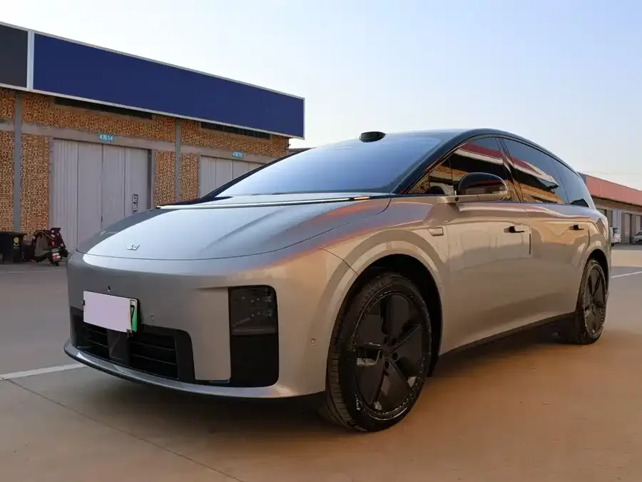 Li Ideal i8 Ideal i8 2025 Standard Edition 2025 — фото 1, купить с доставкой в Москву