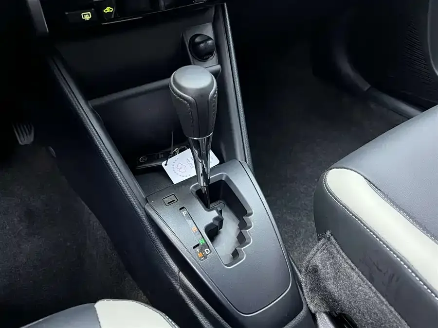 Toyota Yaris L YARiS L 2021 YARiS X 1.5L CVT Leading Edition 2022 — миниатюра 5