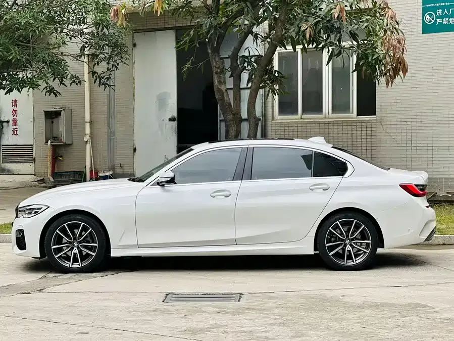 BMW 3 series BMW 3 Series 2022 320Li M Sport Package 2022 — миниатюра 3