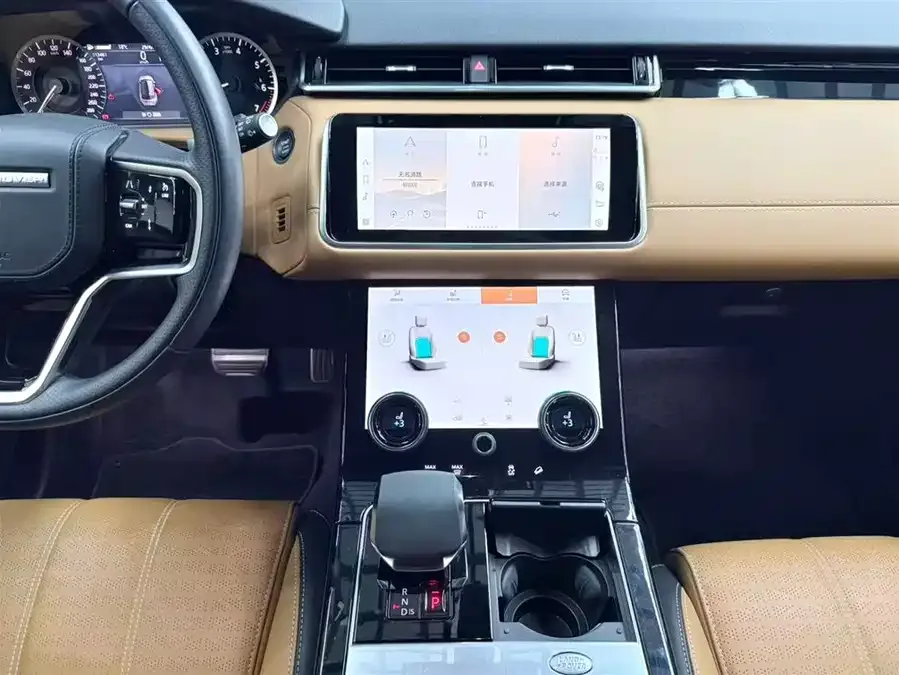 Land Rover Range Rover Velar Range Rover Velar 2023 250PS Black Collectors Edition 2022 — миниатюра 3