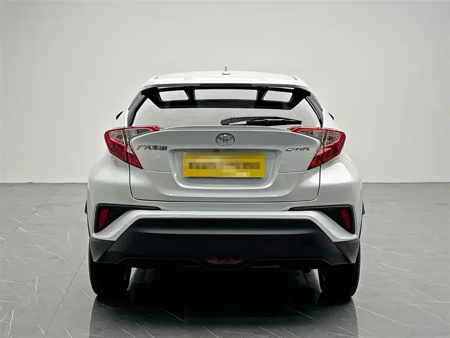 Toyota CHR 2023 2.0L Leading Edition 2023 — миниатюра 2