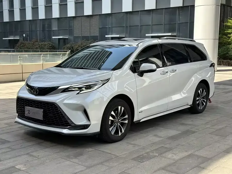 Toyota Granvia 2025