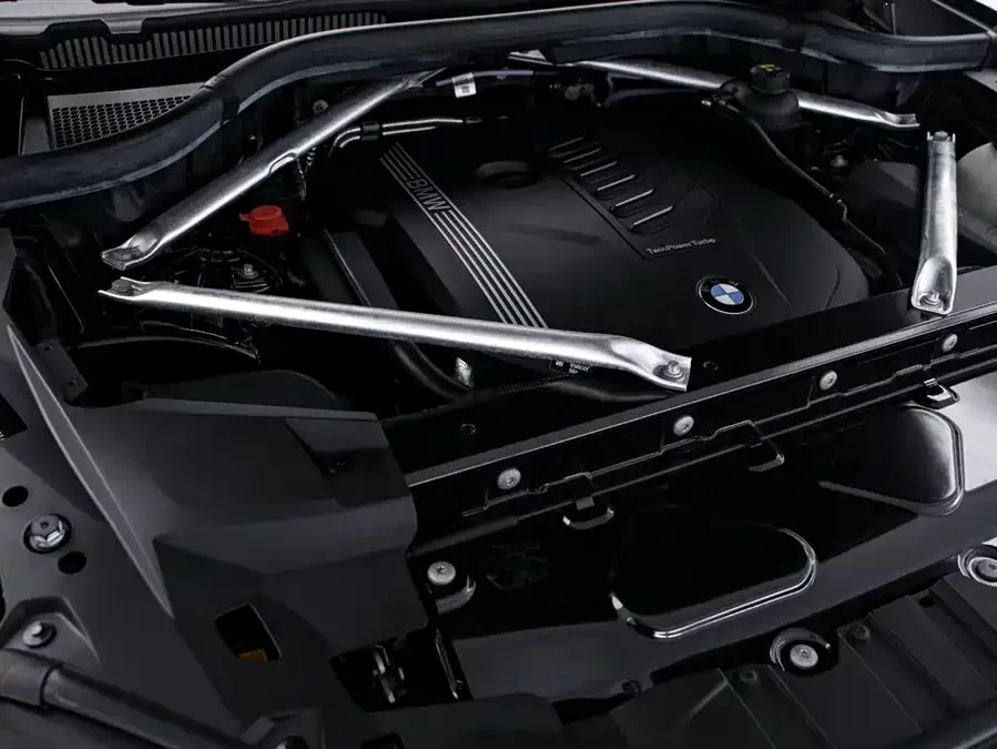 BMW X5 2022 facelift xDrive 40Li M Sport package 2023 — миниатюра 5