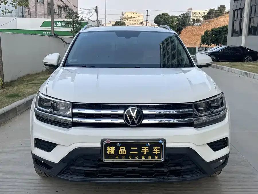 Volkswagen Tiguan (Tharu) Tuyue 2022 280TSI 2WD Luxury Edition 2023 — миниатюра 3