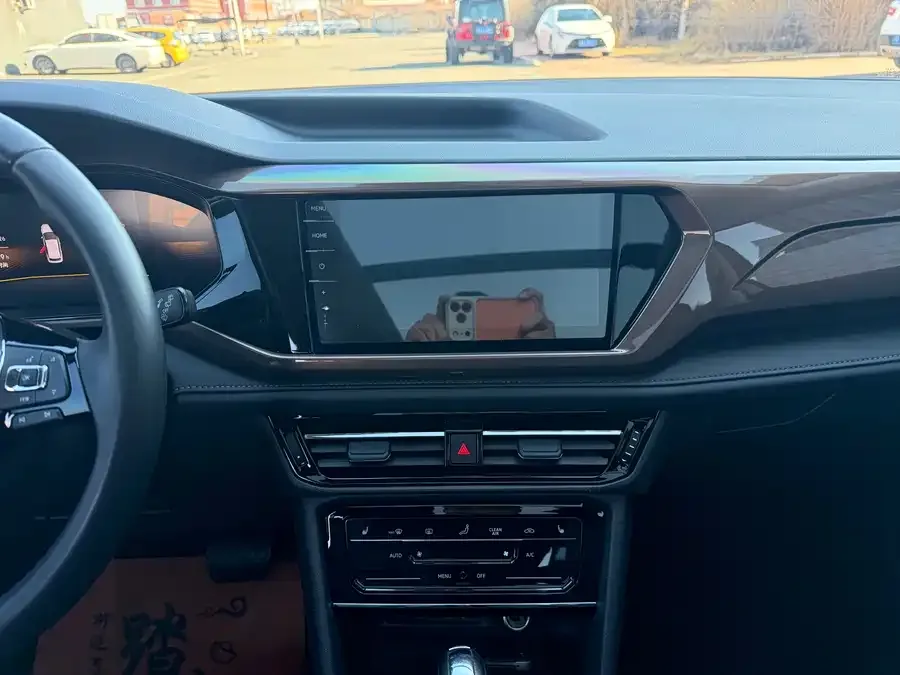 Volkswagen Tiguan (Tharu) Tuyue 2022 280TSI 2WD Luxury Edition 2022 — миниатюра 5