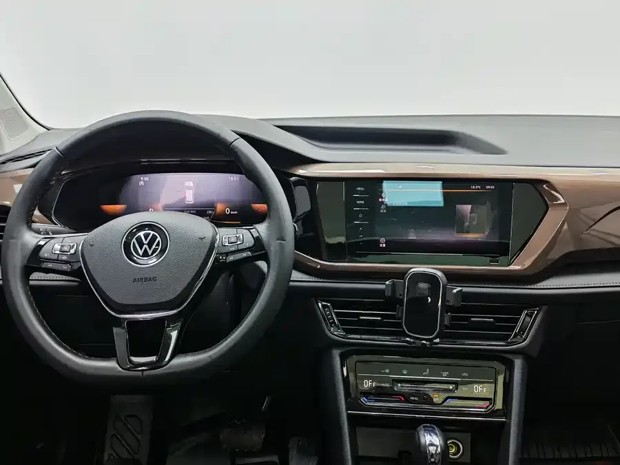 Volkswagen Tiguan (Tharu) Tuyue 2022 280TSI 2WD Comfort Edition 2022 — миниатюра 5