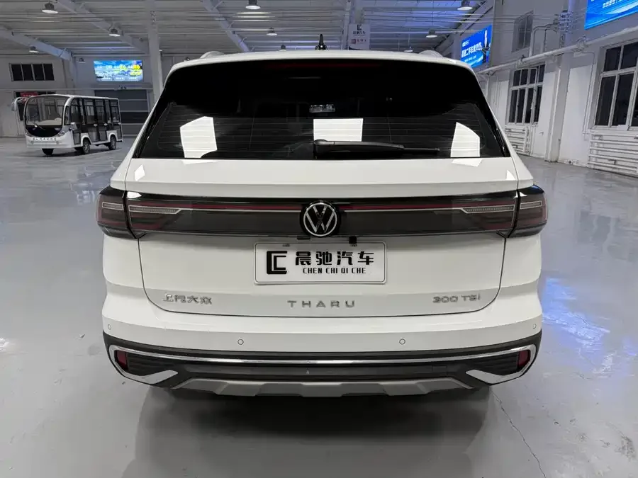 Volkswagen Tiguan (Tharu) Tuyue 2023 300TSI 2WD Full Moon Edition 2023 — миниатюра 2