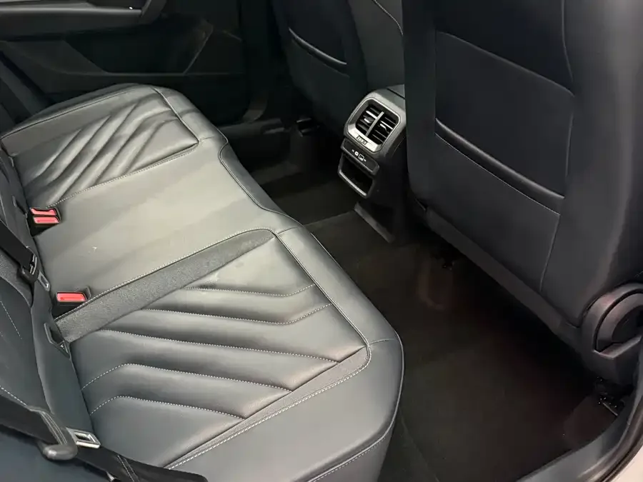 Volkswagen Tiguan (Tharu) 2023 Tuyue 300TSI 2WD Bright Moon Edition 2024 — миниатюра 2