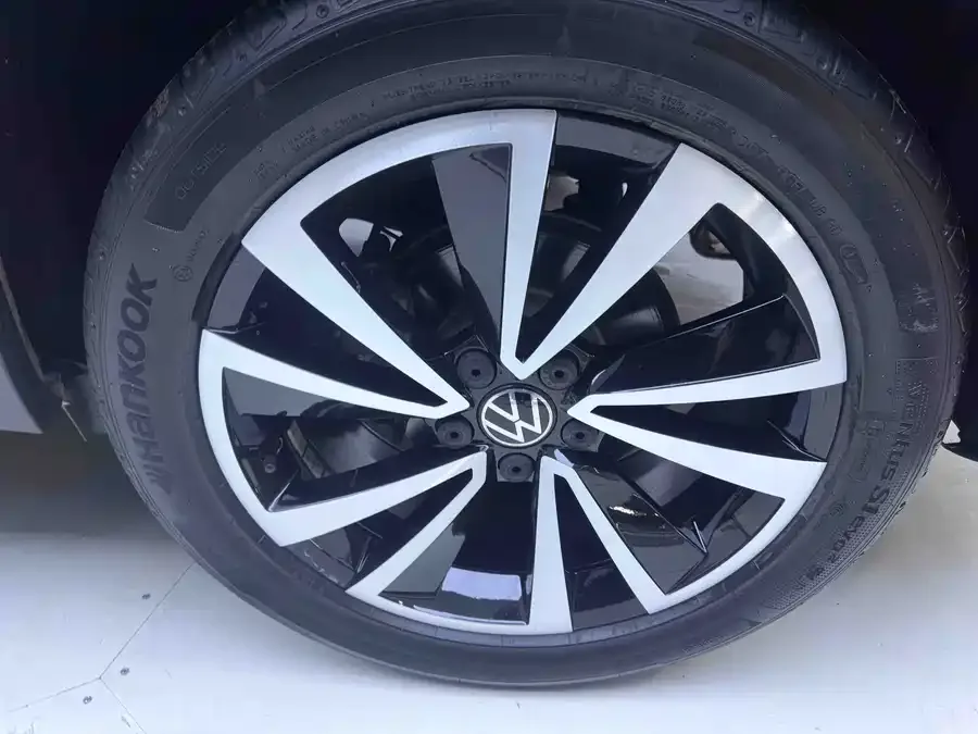 Volkswagen Tiguan (Tharu) Tuyue 2022 280TSI 2WD Luxury Edition 2022 — миниатюра 4