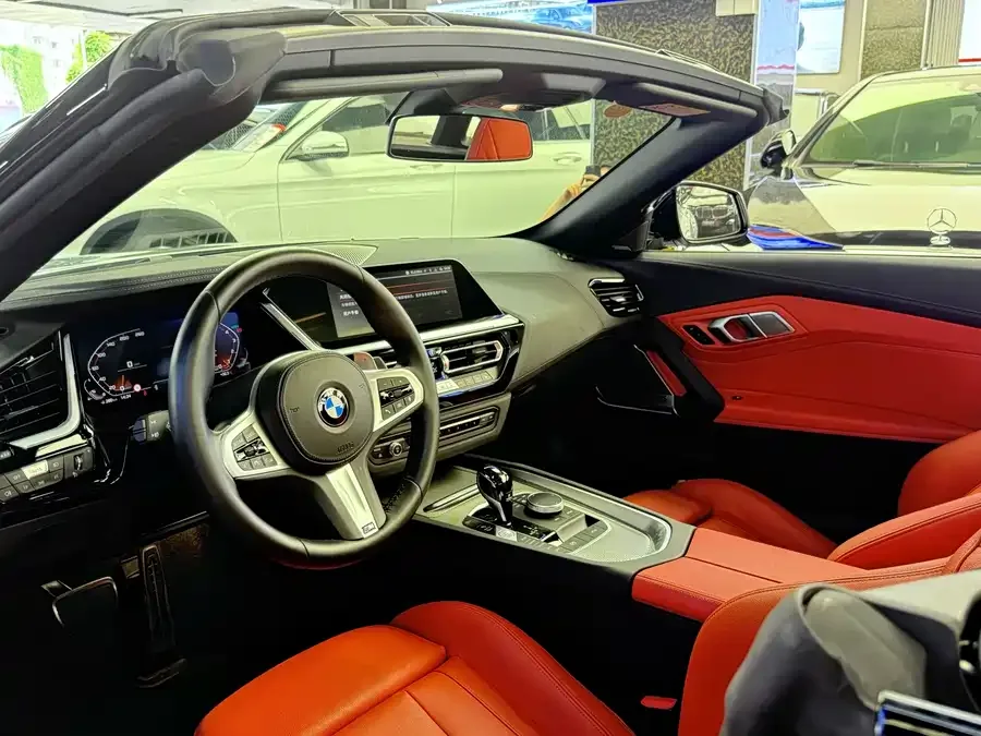 BMW Z4 2022 M40i M Sports Performance Edition 2022 — миниатюра 3