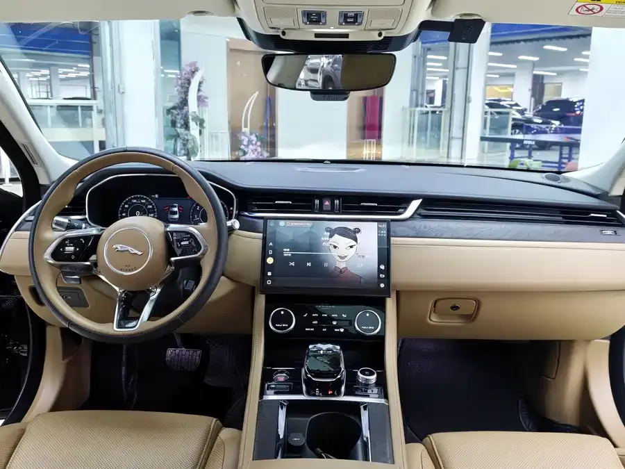 Jaguar XFL 2022 XFL 2.0T P250 2WD Exclusive Luxury Edition 2022 — миниатюра 5