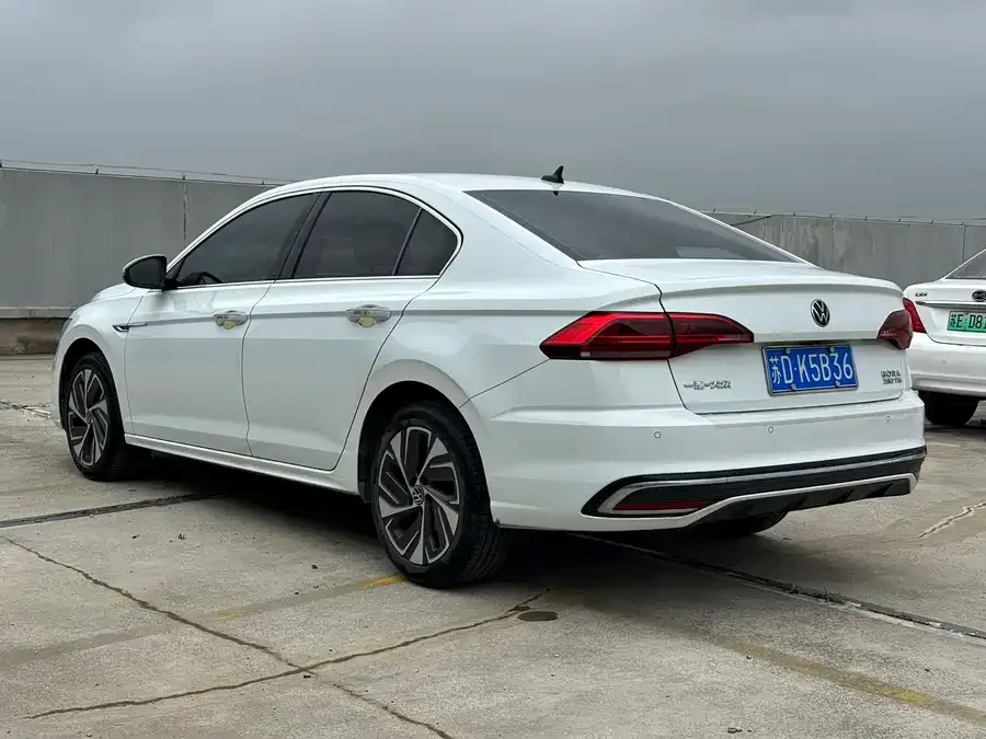 Volkswagen Bora Bora 2023 280TSI DSG Premium Edition 2022 — миниатюра 2