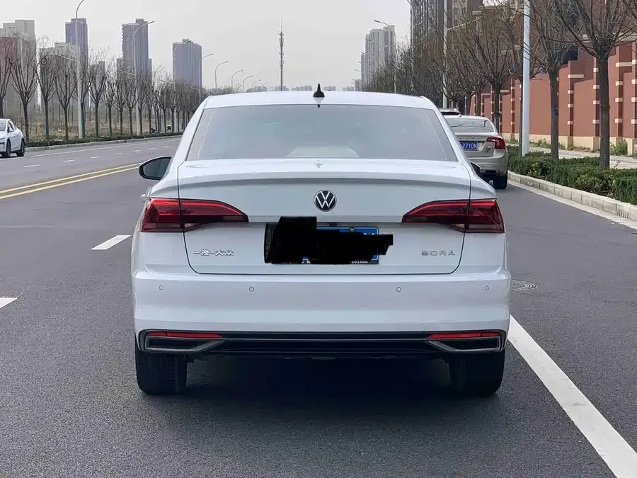 Volkswagen Bora Bora 2021 1.5L Manual Comfort Smart Connected Edition 2022 — миниатюра 5