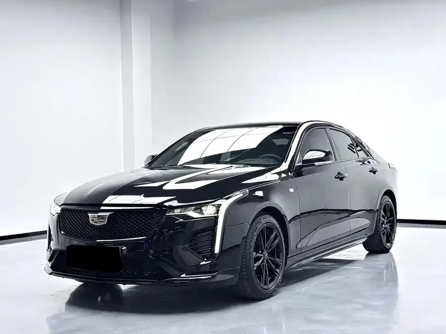 Cadillac CT4 2022 28T Fashion Model 2022 — фото 1, купить с доставкой в Москву