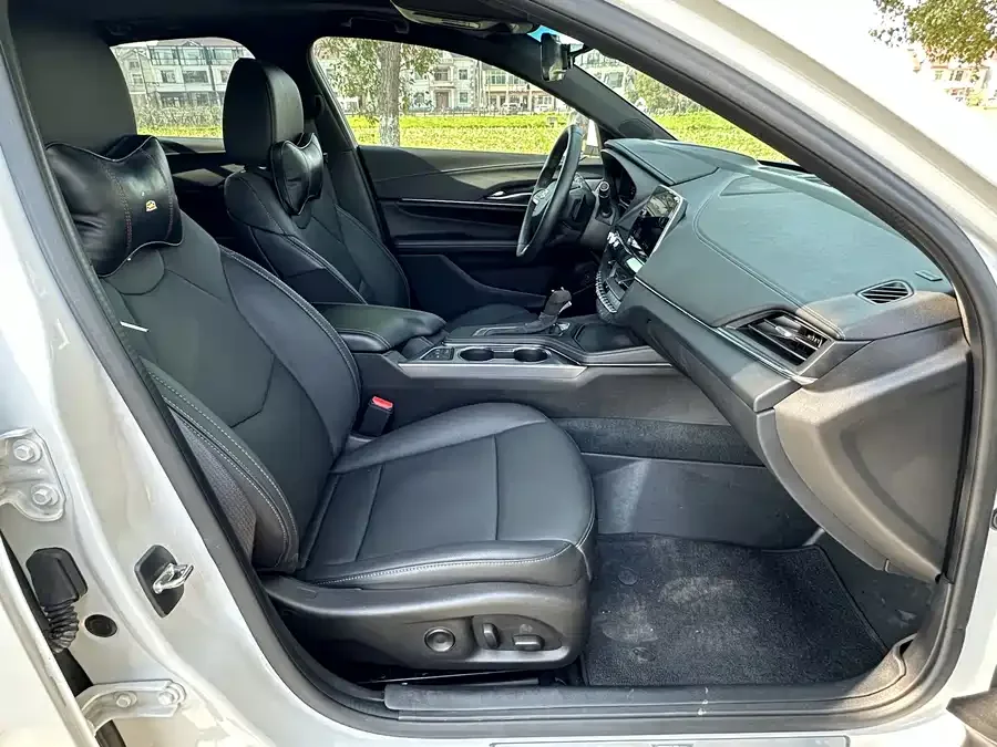 Cadillac CT4 2023 28T Luxury Edition 2023 — миниатюра 4