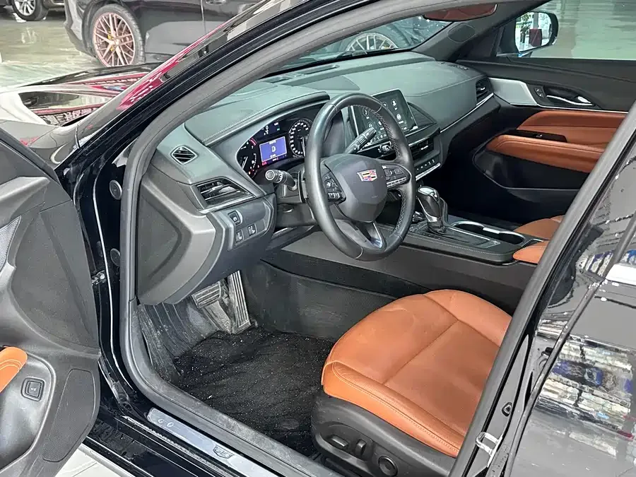 Cadillac CT4 2022 28T luxury model 2022 — миниатюра 4