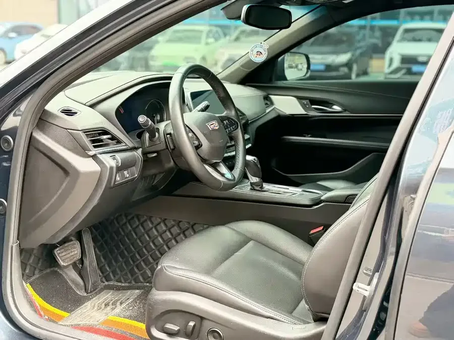 Cadillac CT4 2022 28T luxury model 2022 — миниатюра 4